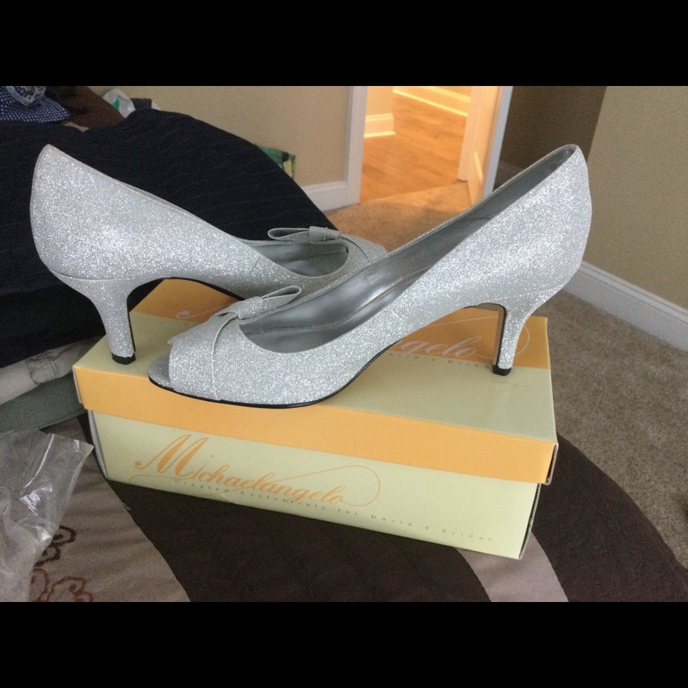 Beautiful sparkly shoes with bow